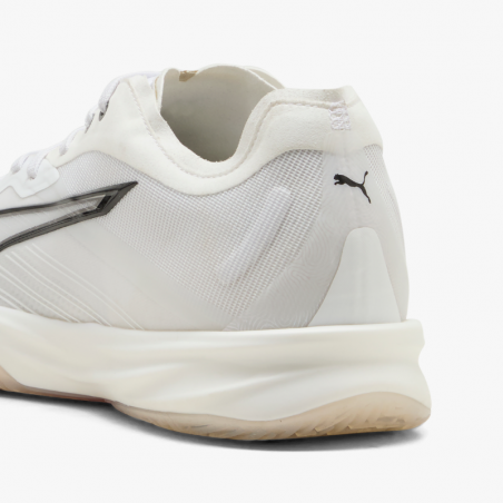 Zapatillas balonmano Puma Accelerate Nitro SQD 5 blanco y negro back