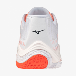 zapatillasbalonmano-mizuno-wavelightningelite-coralblanco-back.png